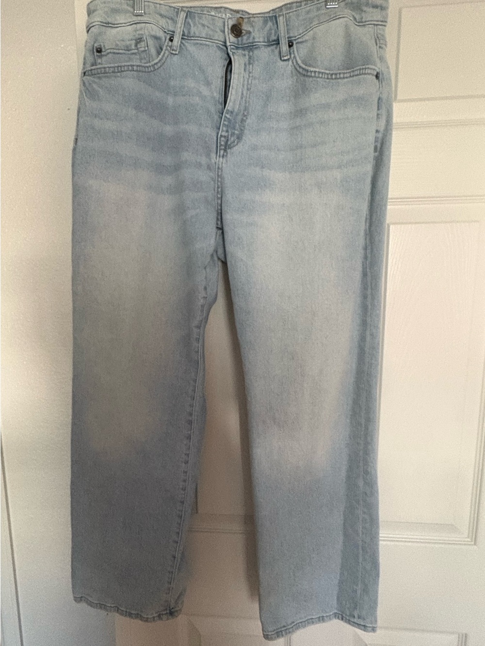 Light Wash Baggy Straight Jeans